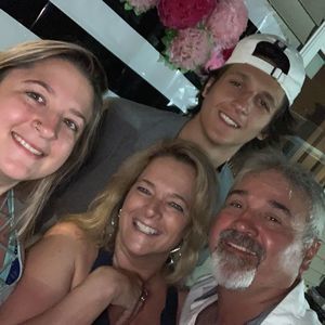 Meet your Posher, Monalisa